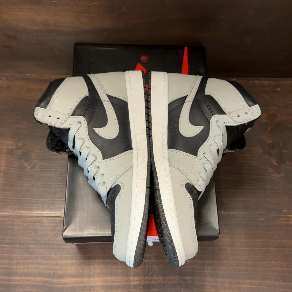 Jordan 1 Retro High Shadow 2.0 Size 9 (Pre-Owned) - aux