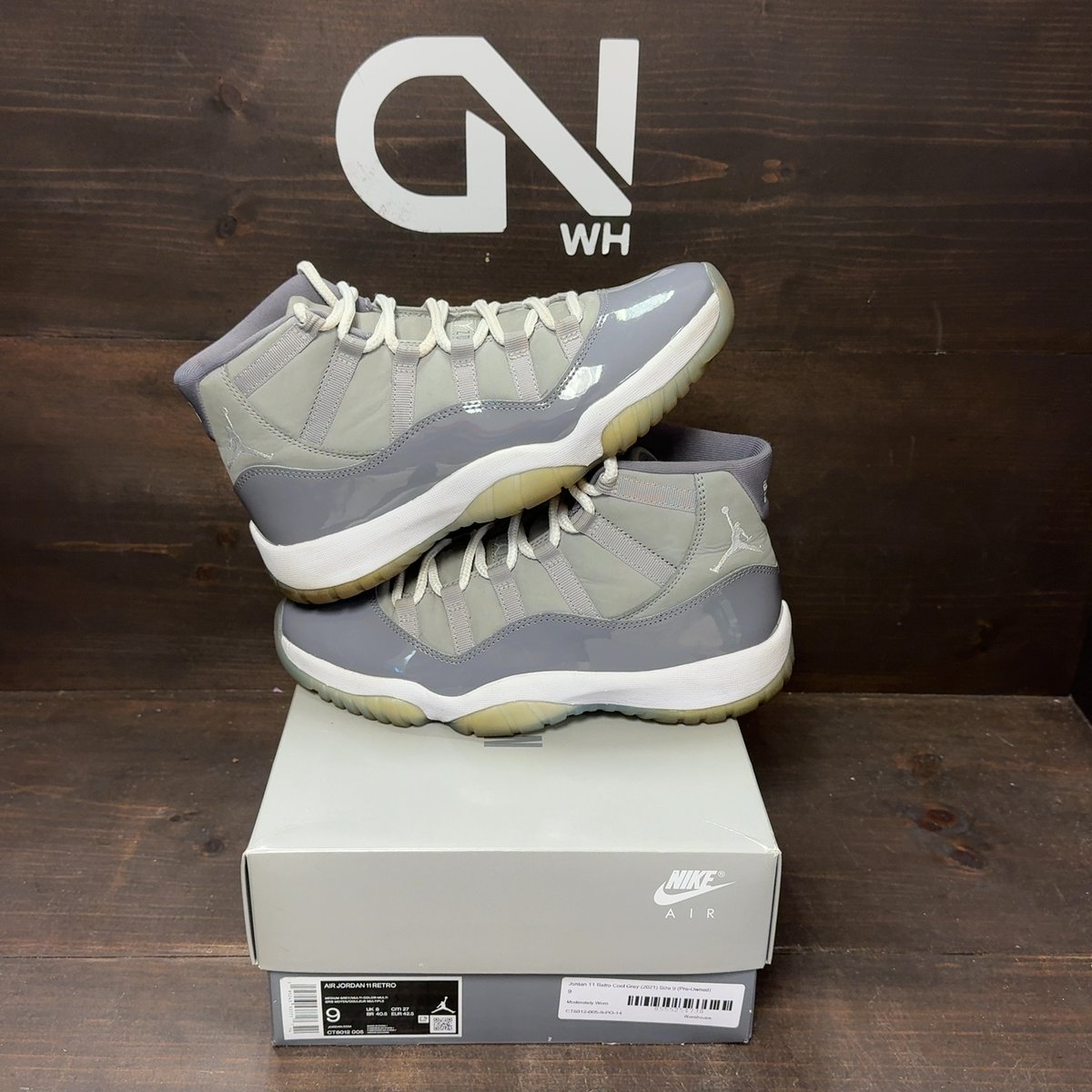 Jordan 11 Retro Cool Grey (2021) Size 9 (Pre-Owned) - front
