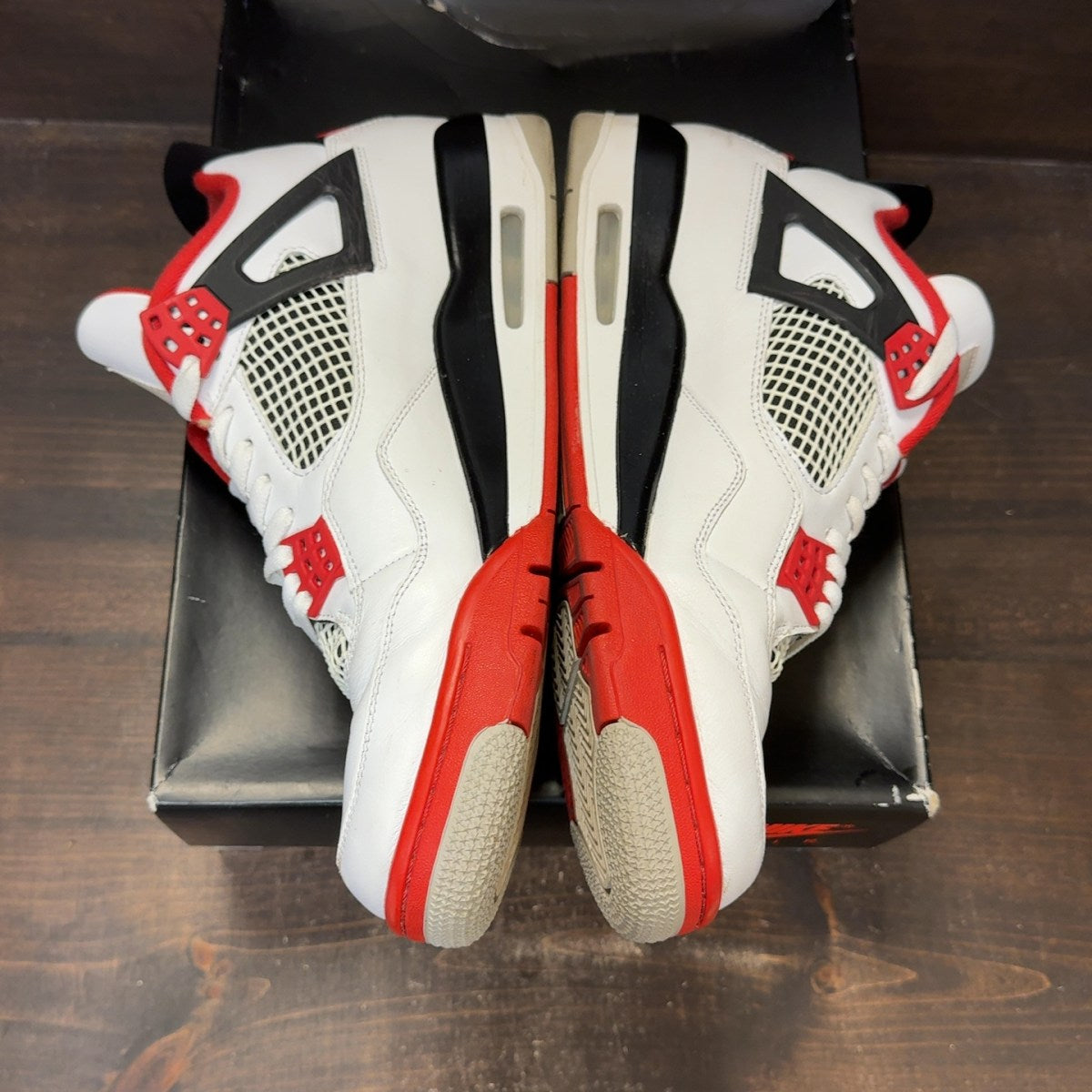 Jordan 4 Retro Fire Red (2020) Size 11.5 (Pre-Owned) - Image 4