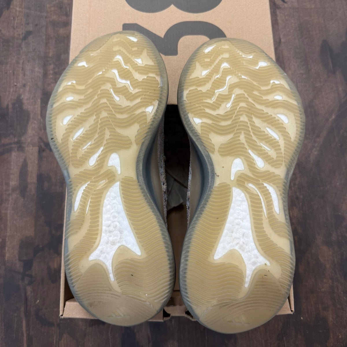 adidas Yeezy Boost 380 Pepper Size 9 (Pre-Owned) - Image 5