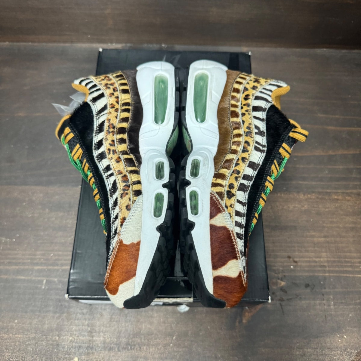 Nike Air Max 95 atmos Animal Pack 2.0 (All Black Box) (2018) Size 7 (Pre-Owned) - tag