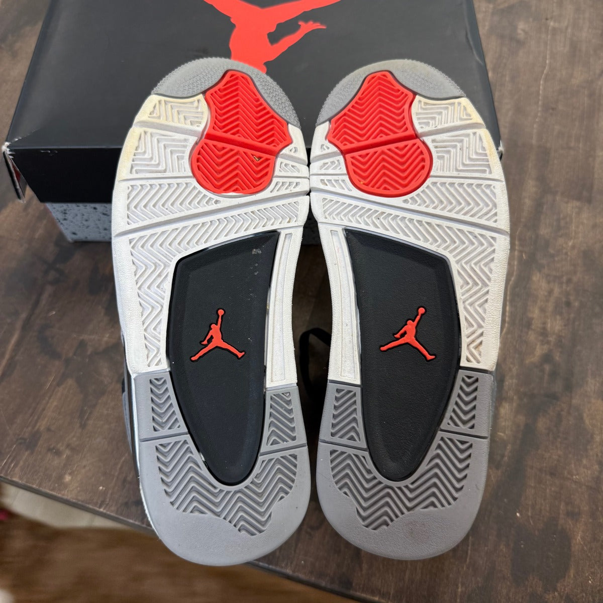 Jordan 4 Retro Infrared (GS) - Image 5