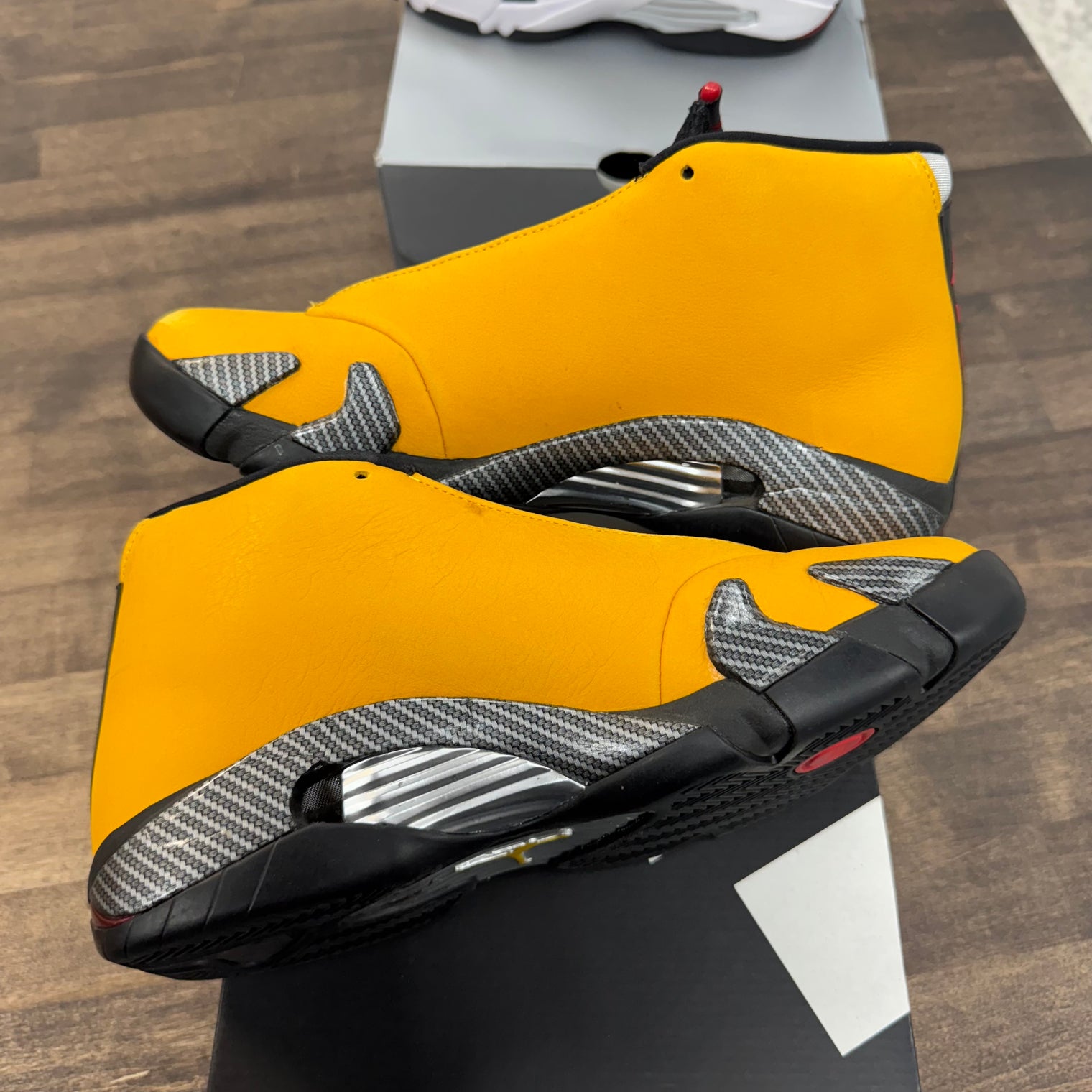 Ferrari Jordan 14 Retro (USED, No Insoles, Replacement Box)