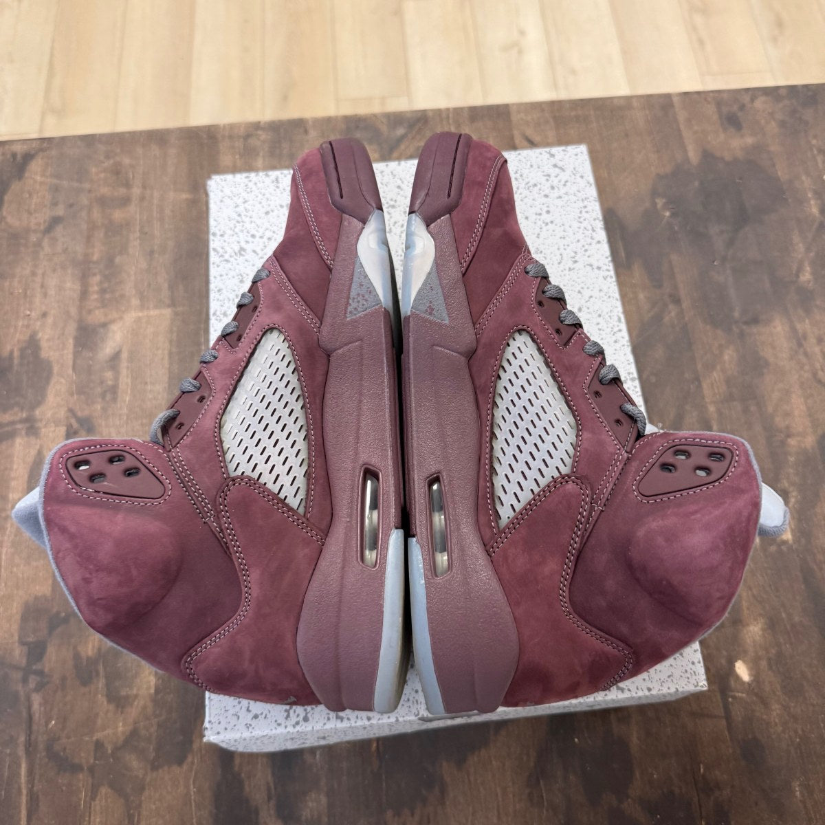 Jordan 5 Retro Burgundy (2023) - Image 4