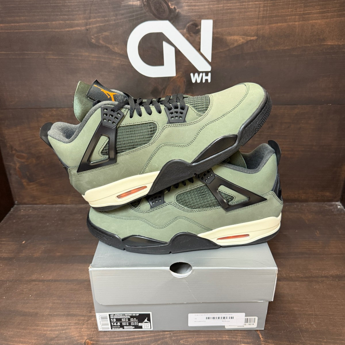 Jordan 4 Retro OG SP Undefeated (2025) - Image 1