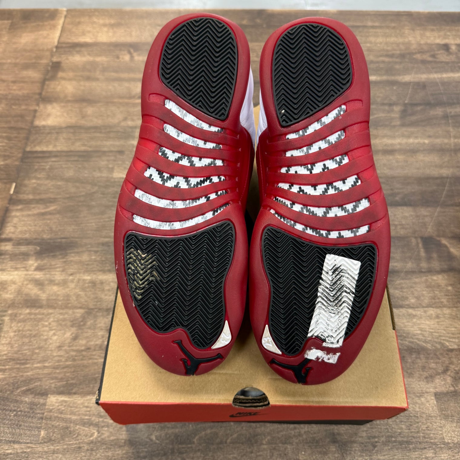 Cherry Jordan 12 (USED)