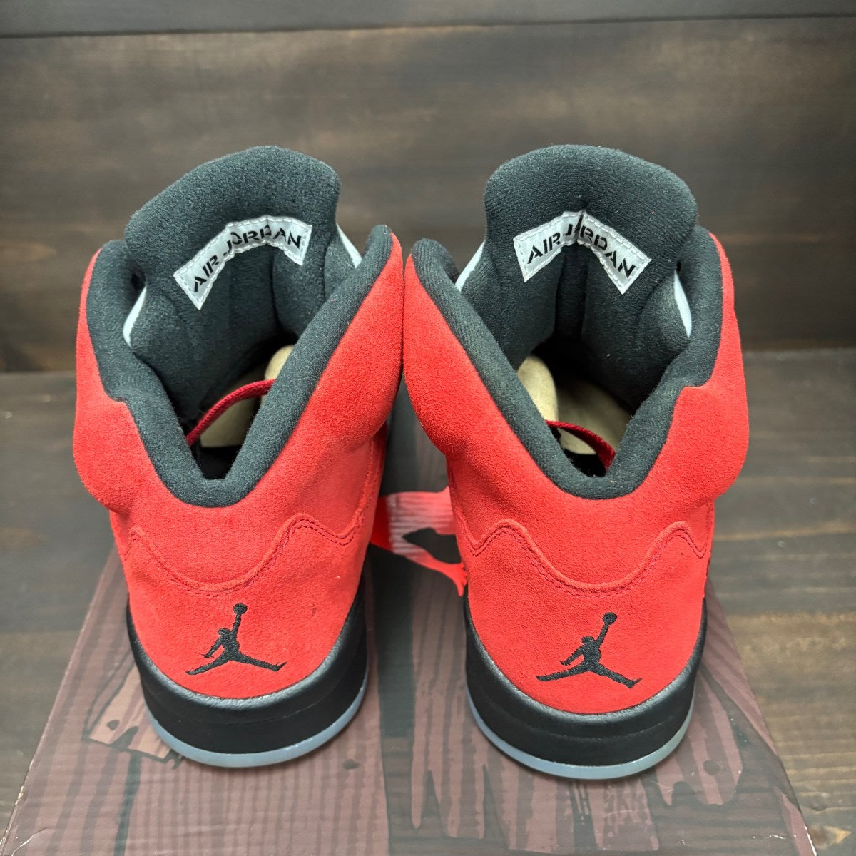 Jordan 5 Retro Raging Bull Red (2021) Size 9 (Pre-Owned)