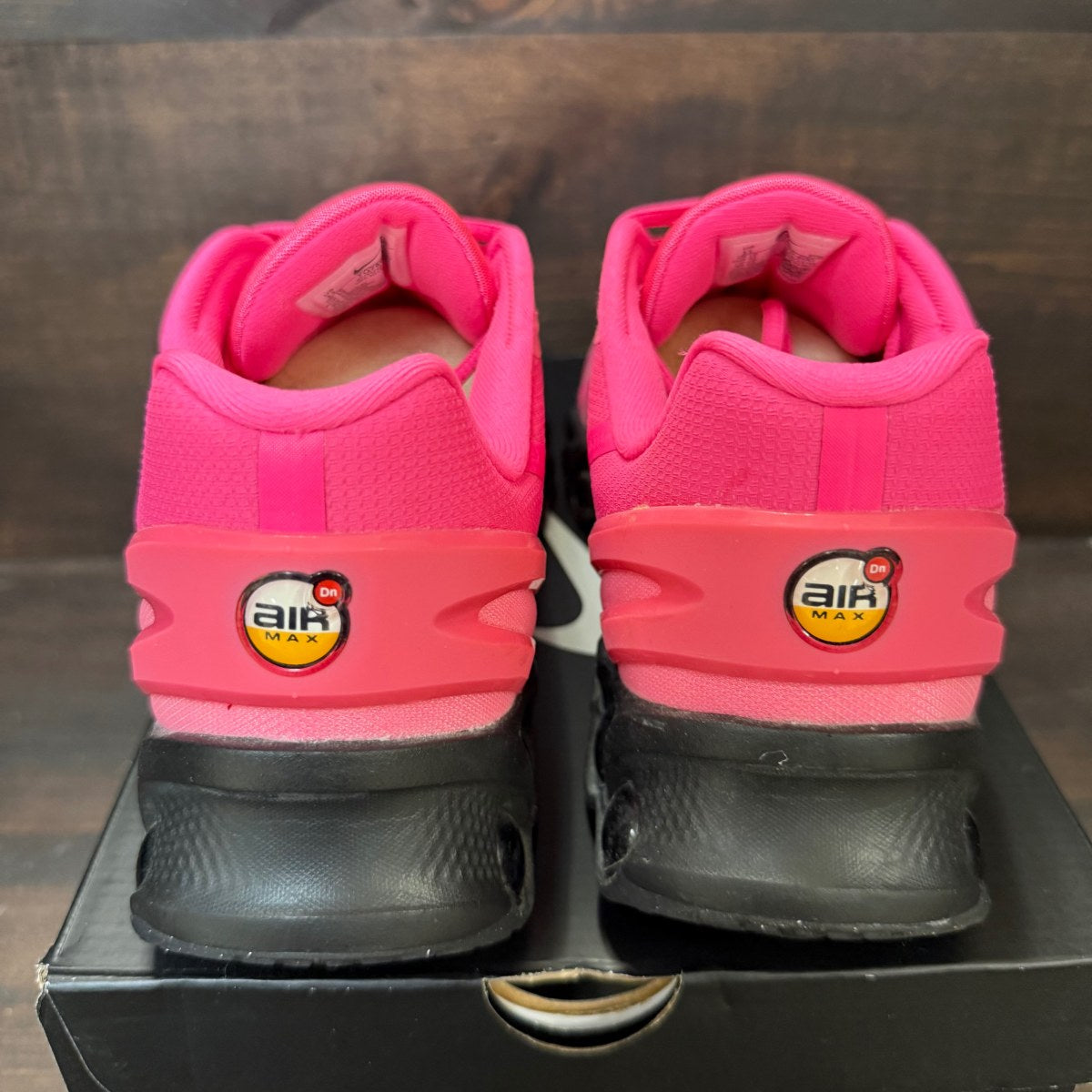Nike Air Max Dn8 Hyper Pink - Image 3
