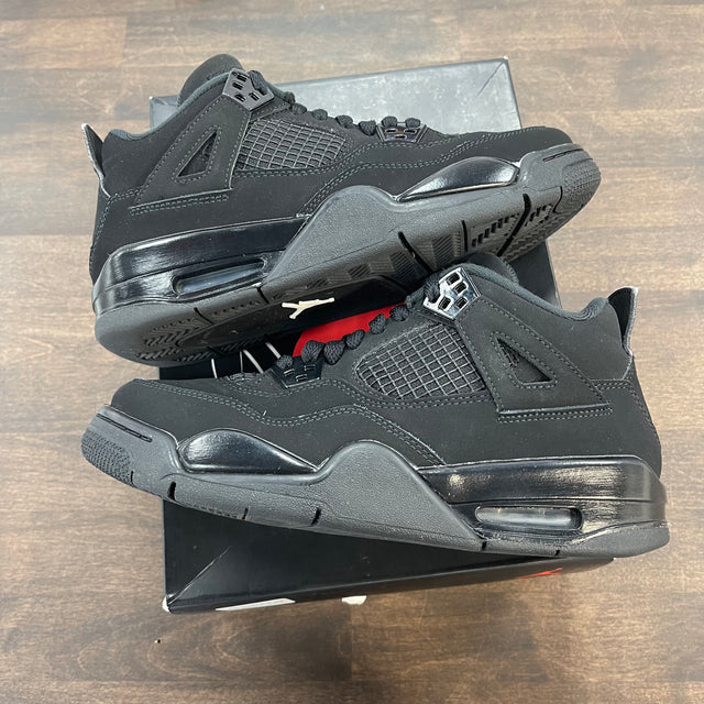 (GS) Black Cat Jordan 4 (USED)