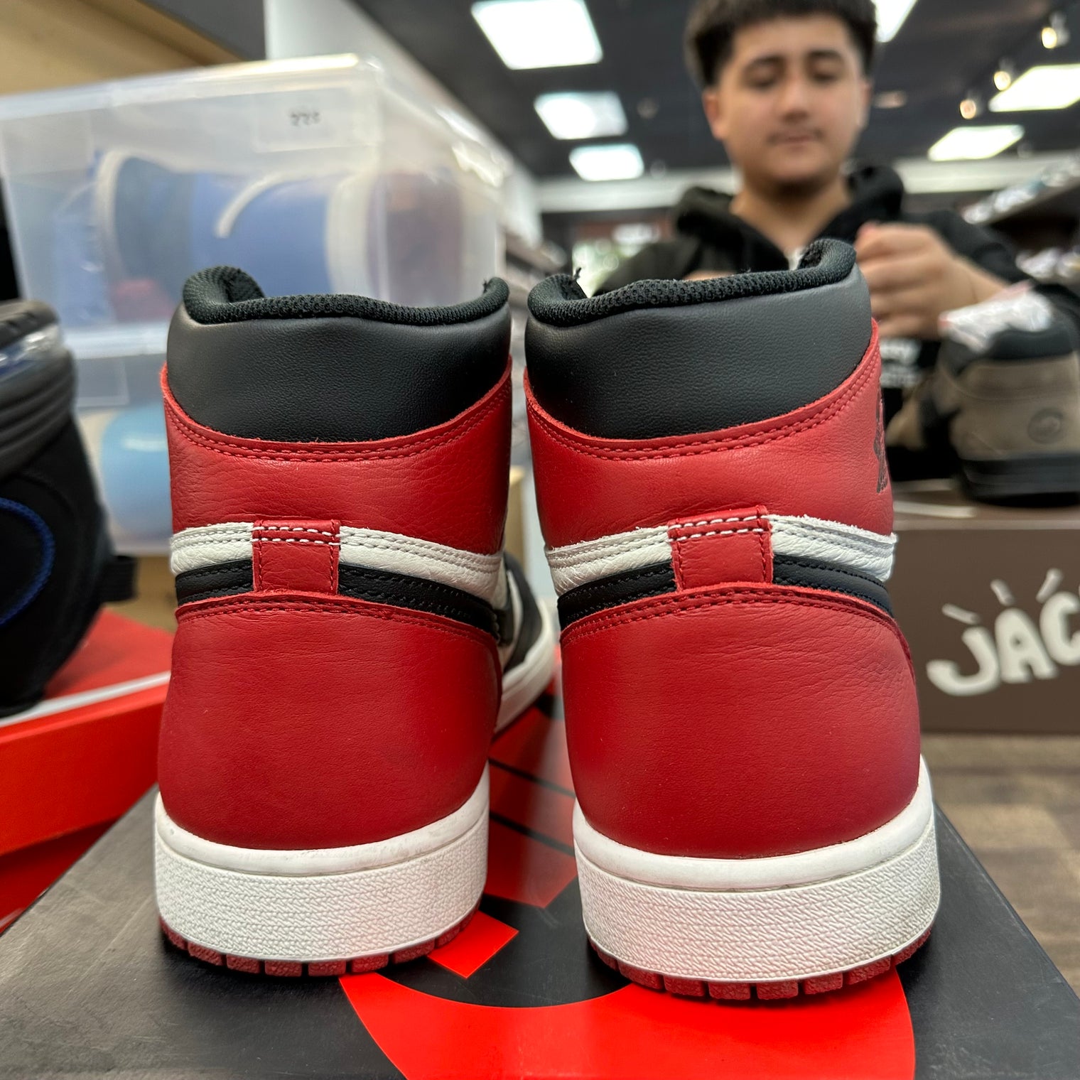 Bred Toe Jordan 1 High (USED)