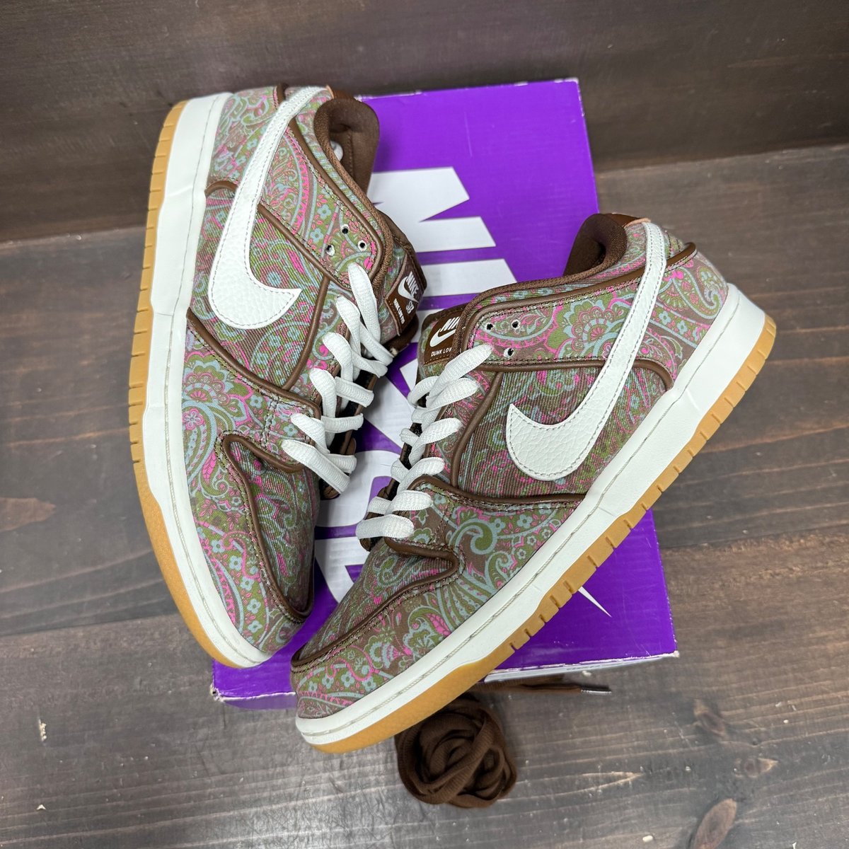 Nike SB Dunk Low Pro Paisley Brown Size 9.5 (Pre-Owned) - tag