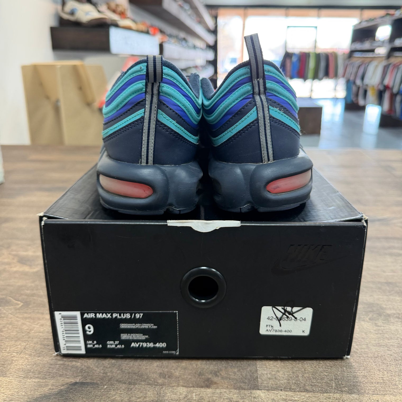 Discover Your Air Nike Air Max Plus 97 (USED)