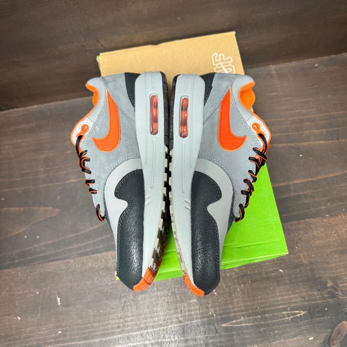 Nike Air Max 1 SP HUF Brilliant Orange Size 7.5 (Pre-Owned) - side