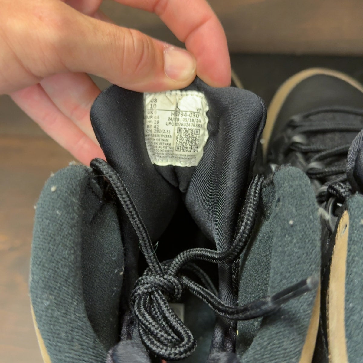 Jordan 9 Retro Olive (2024) - Image 7