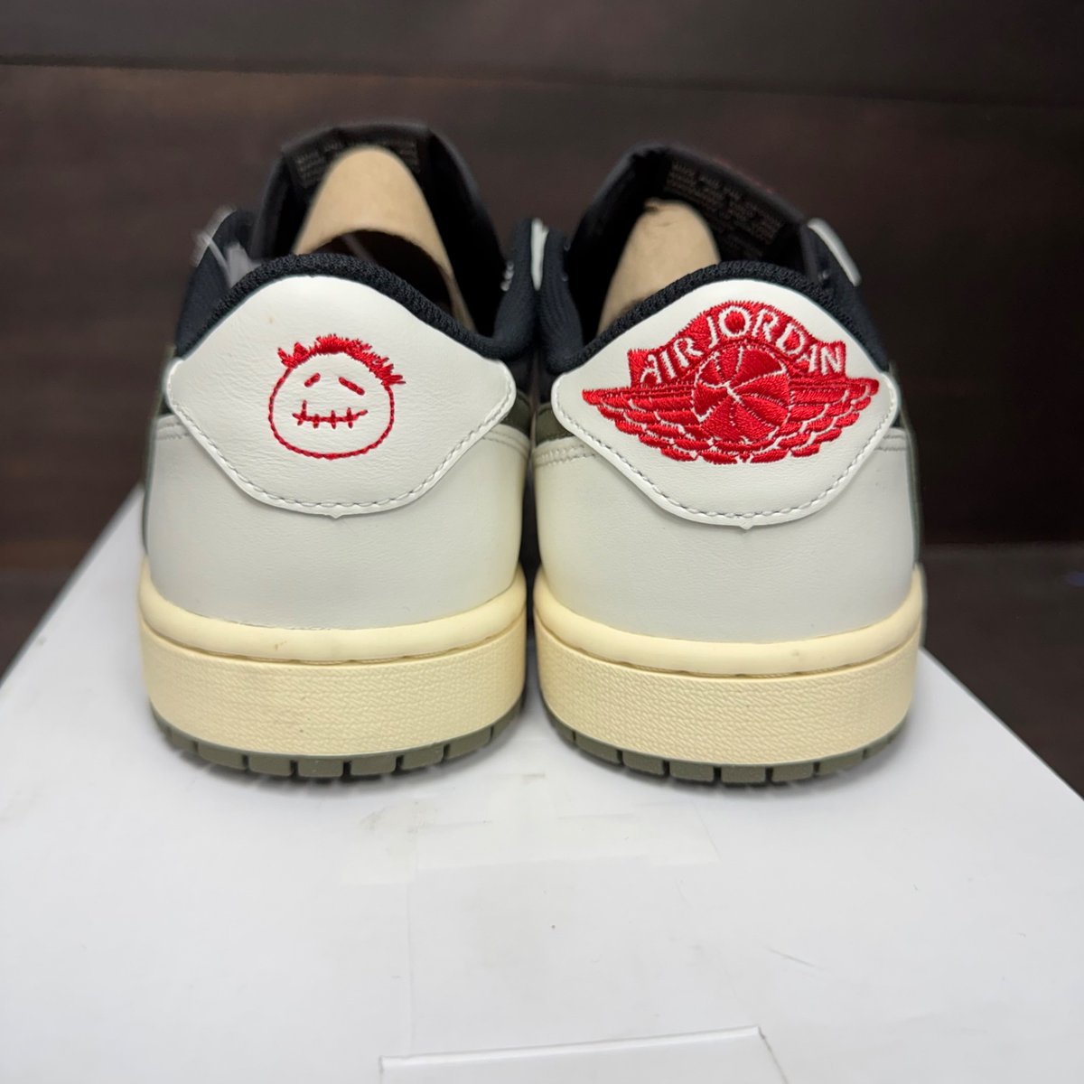 Jordan 1 Retro Low OG SP Travis Scott Olive (Women's) Size 10W - box