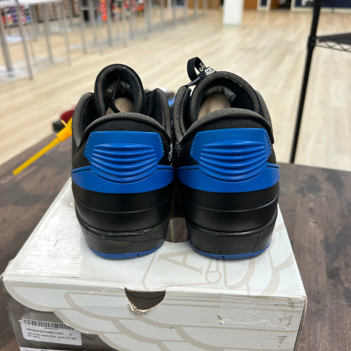 Jordan 2 Retro Low SP Off-White Black Blue - Image 4