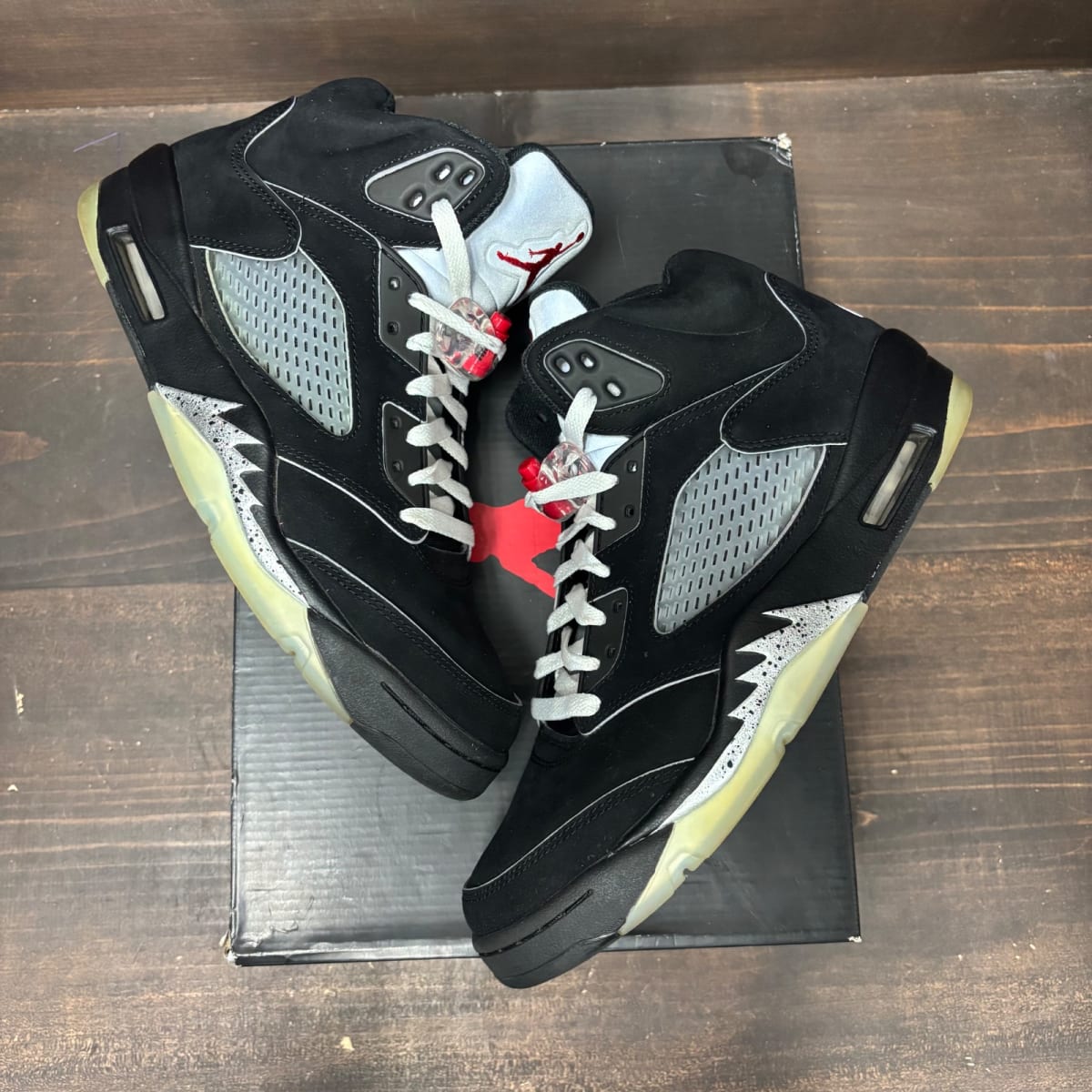 Jordan 5 Retro OG Black Metallic Reimagined Size 9 (Pre-Owned) - back