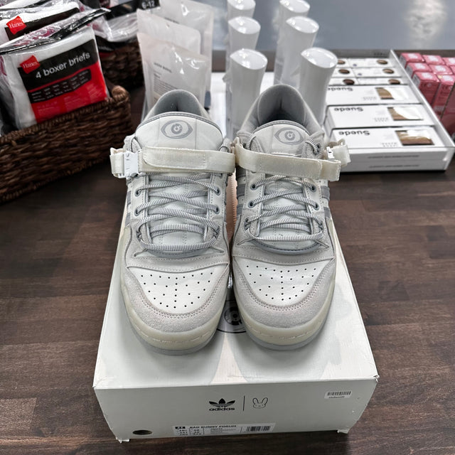 Bad Bunny Last Forum White (USED)