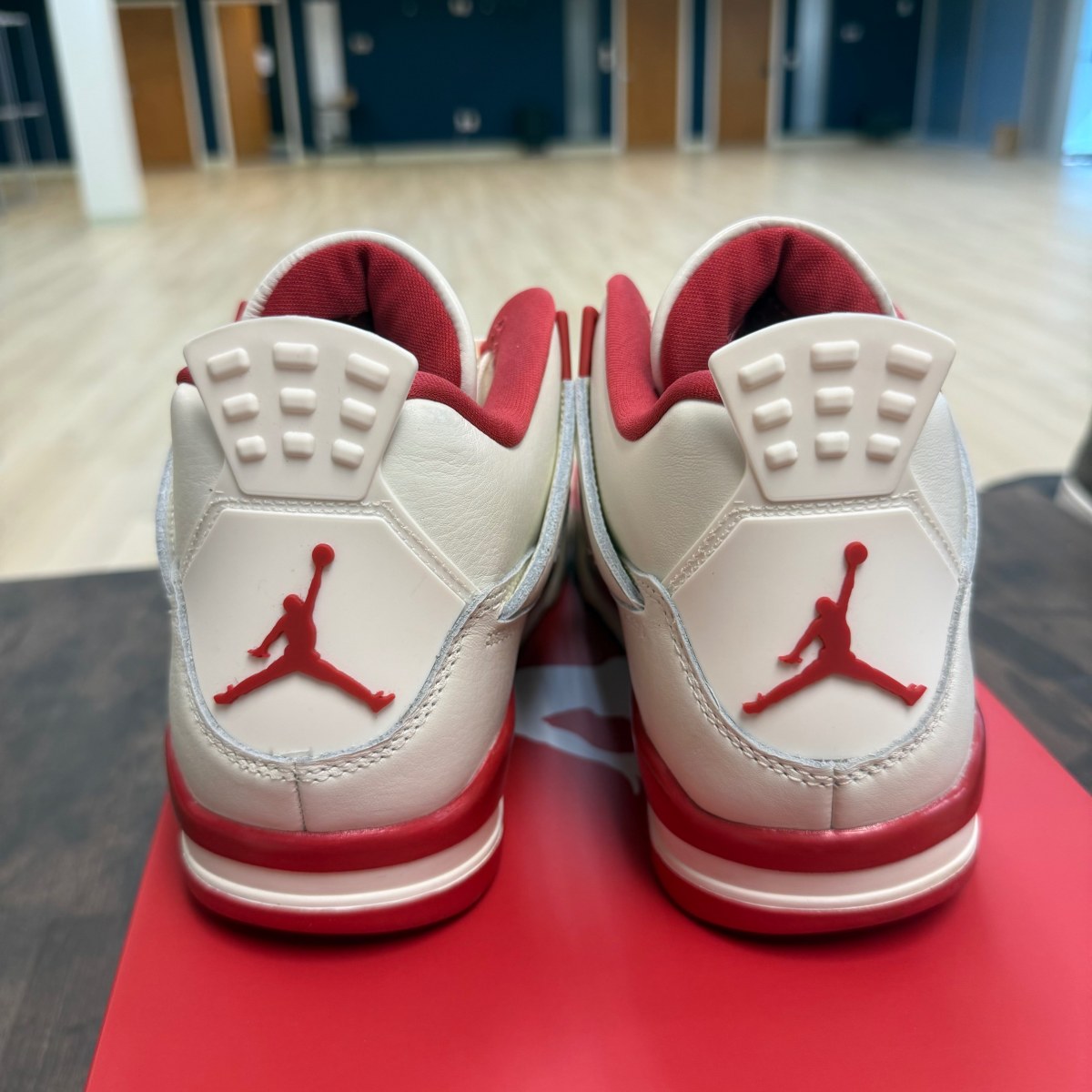 Jordan 4 Retro Valentine's Day Sierra Red (Women's) - Image 5