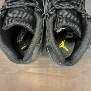 Jordan 11 Retro Gamma Blue (2025) Size 9.5 (Pre-Owned) - aux