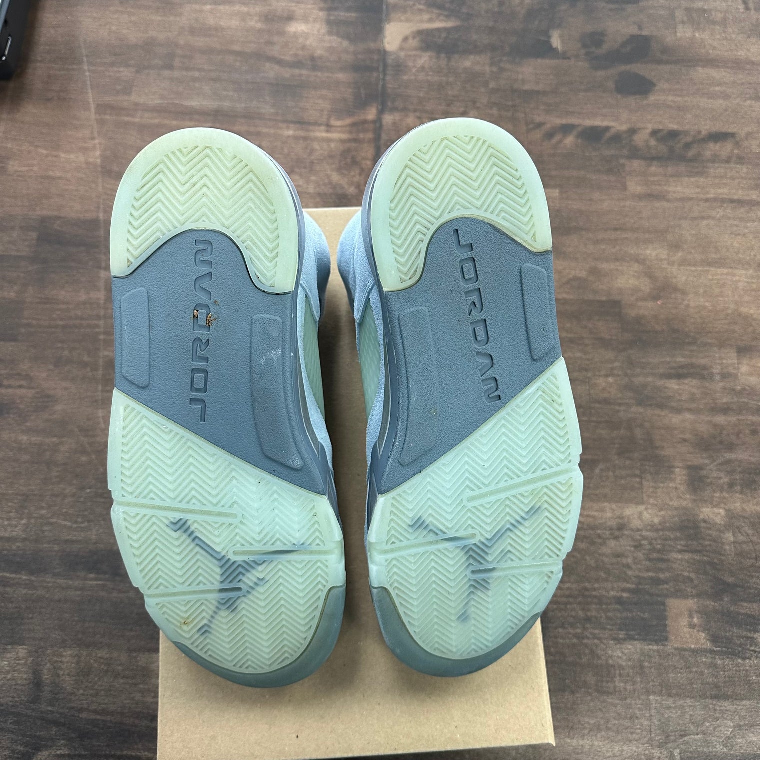 Jordan 5 Retro Bluebird (US 11W) (USED, No Box)