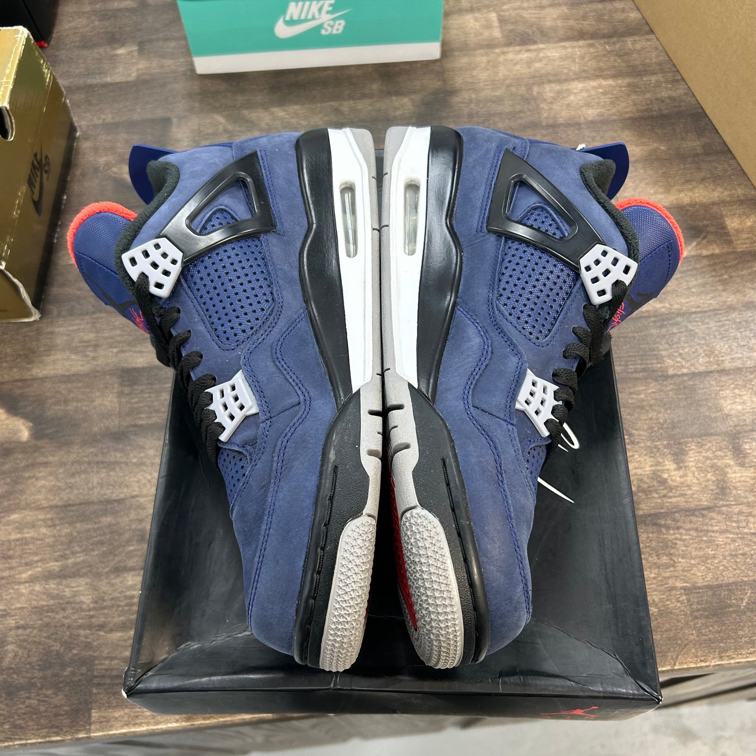 Winter Loyal Jordan 4 Retro (USED)