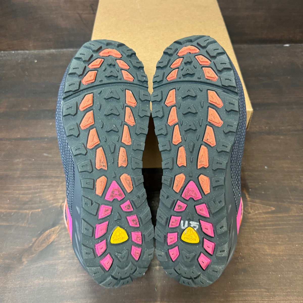 Nike ACG Air Exploraid Light Wild Mango Dark Raisin Laser Fuchsia University Gold Size 7.5 (Pre-Owned) - Image 6