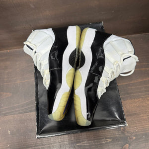 Jordan 11 Retro Concord (2018) Size 10 (Pre-Owned) - side
