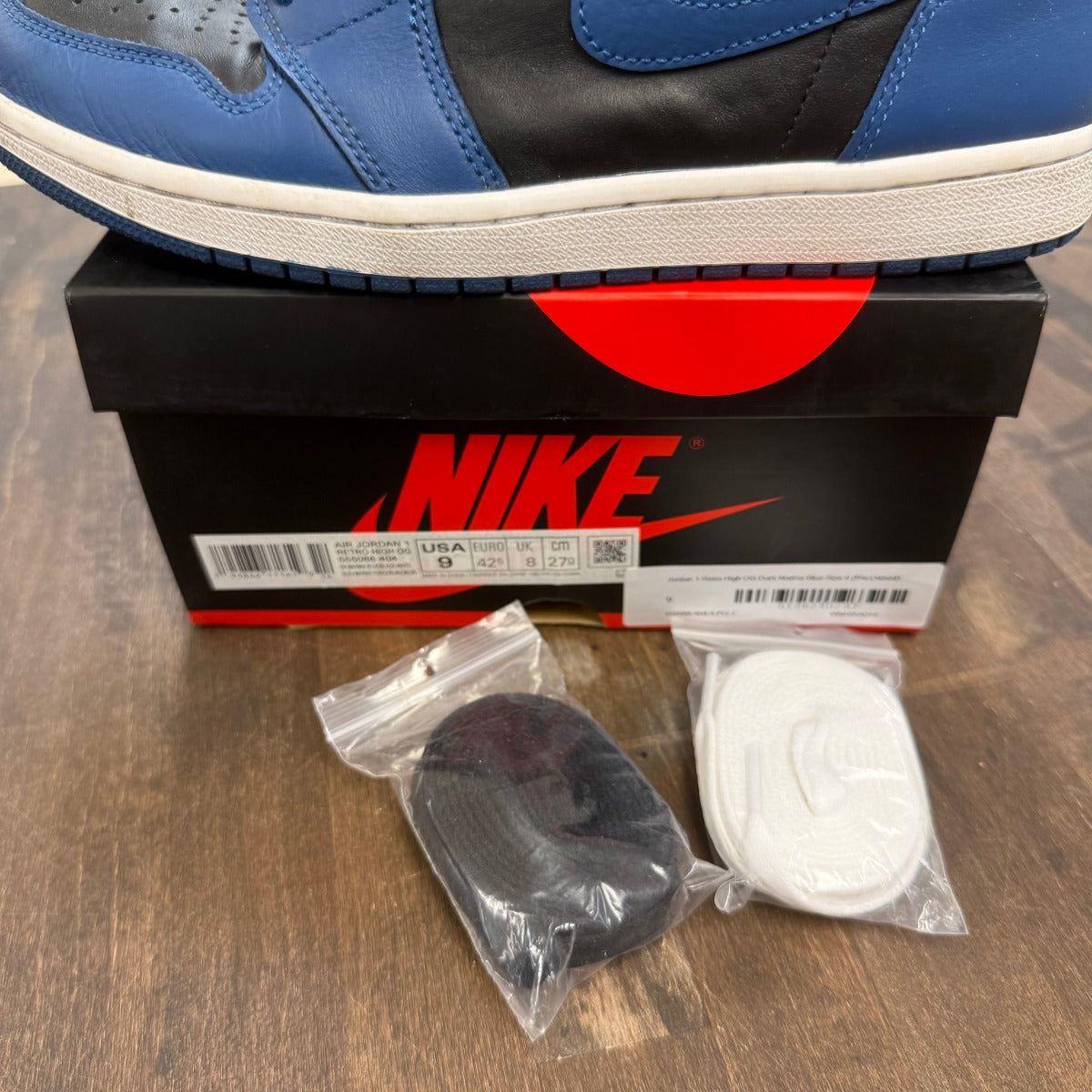 Jordan 1 Retro High OG Dark Marina Blue - Image 6