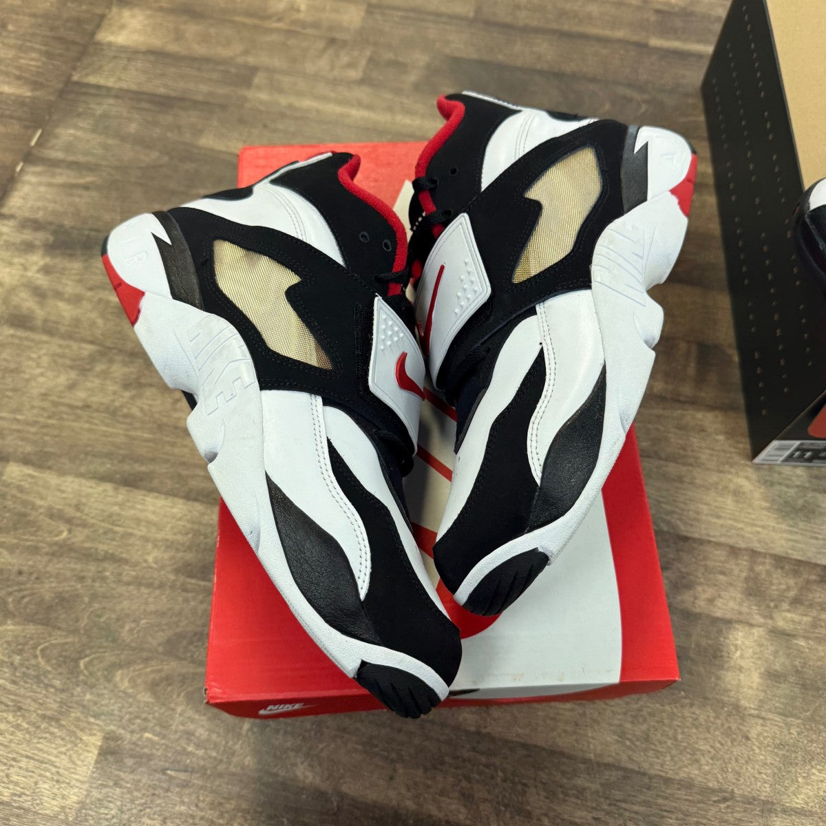 Nike Air Diamond Turf 49ers (2025) - Image 1