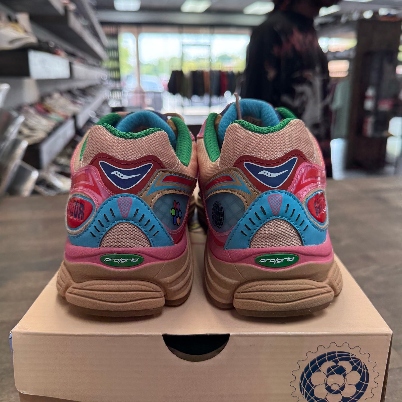 Saucony ProGrid Omni 9 Jae Tips To Do List Tan (USED)