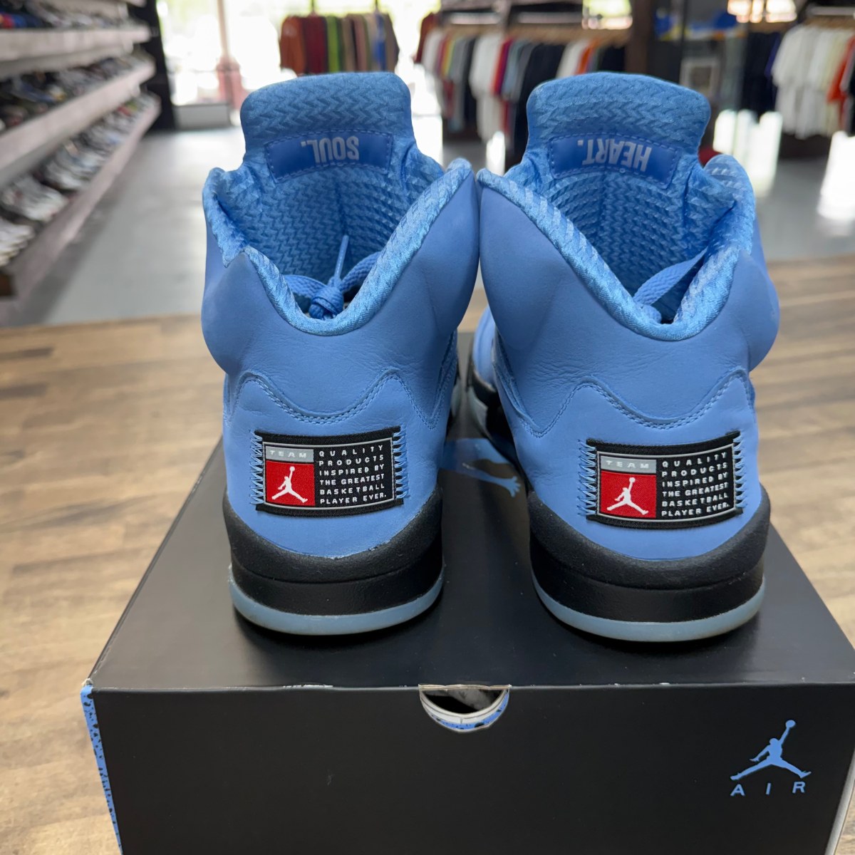 Jordan 5 Retro UNC University Blue - Image 4