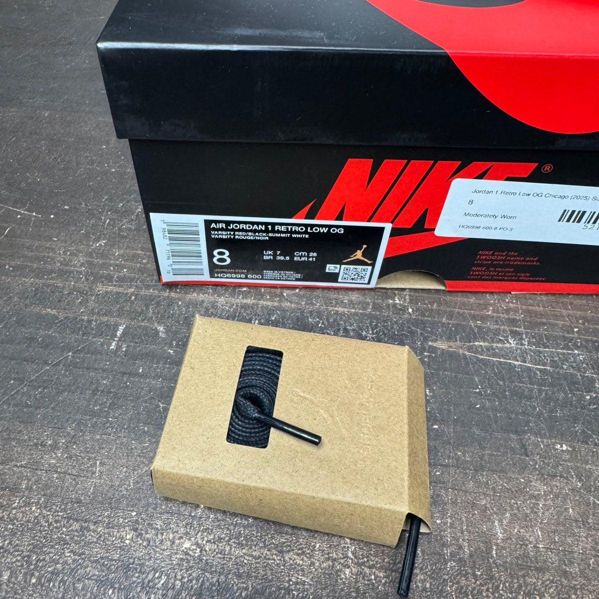 Jordan 1 Retro Low OG Chicago (2025) Size 8 (Pre-Owned) - aux