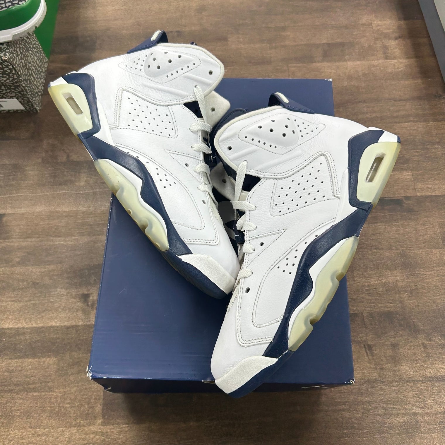 Midnight Navy Jordan 6 Retro (USED)