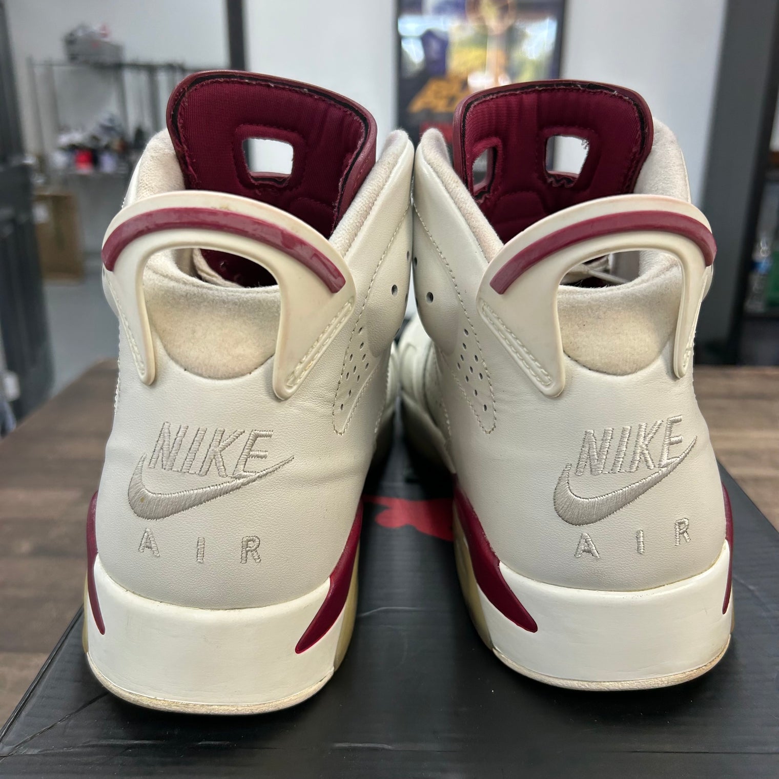 Maroon Jordan 6 Retro (2015) (USED)