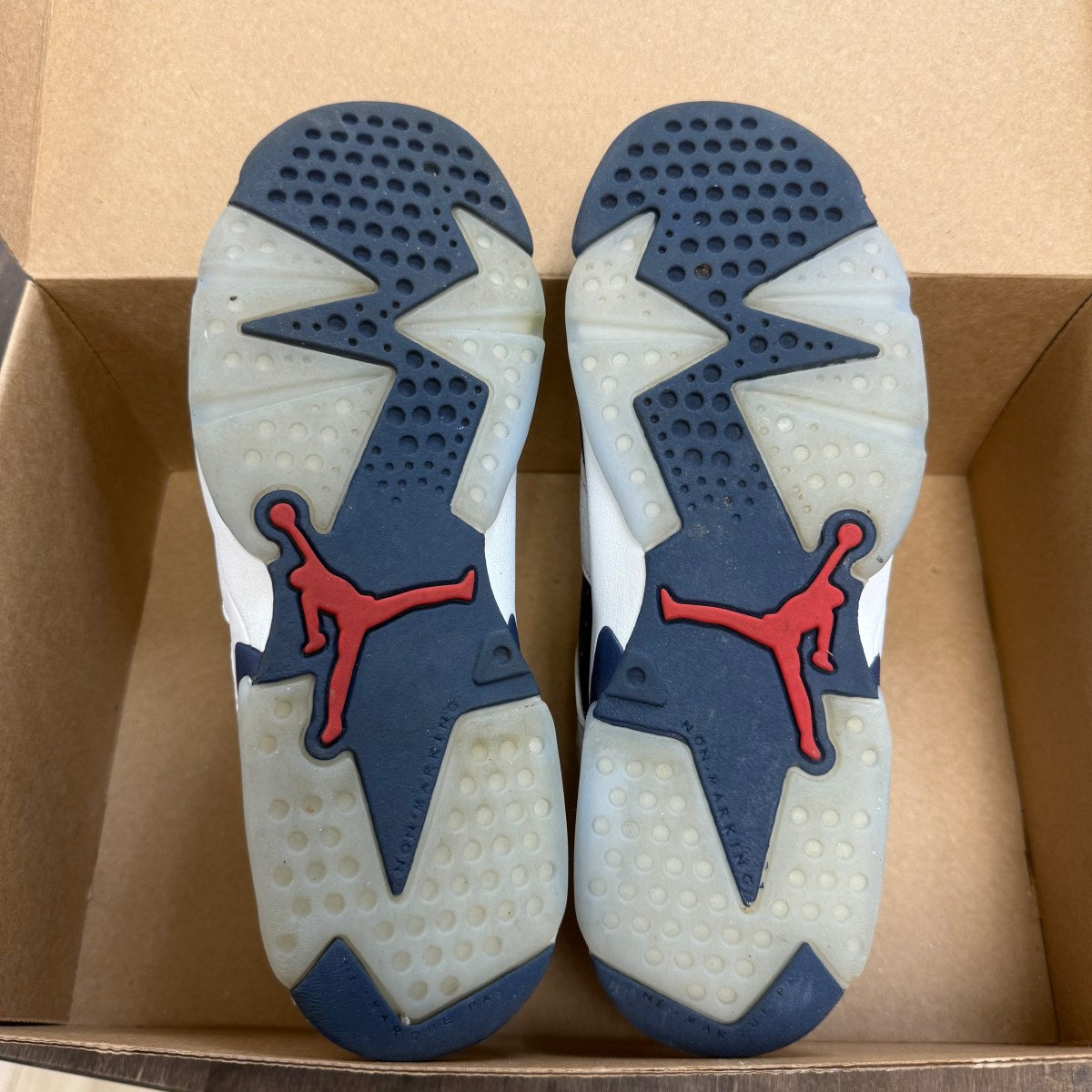 Jordan 6 Retro Olympic (2024) (GS) Size 5.5Y (Pre-Owned) - Image 2
