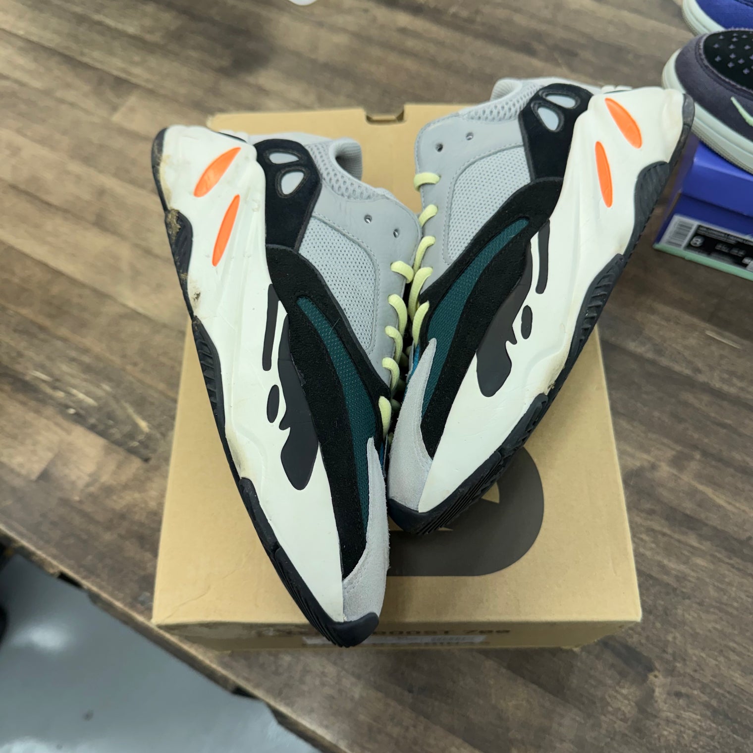 Yeezy 700 Wave Runner (USED)