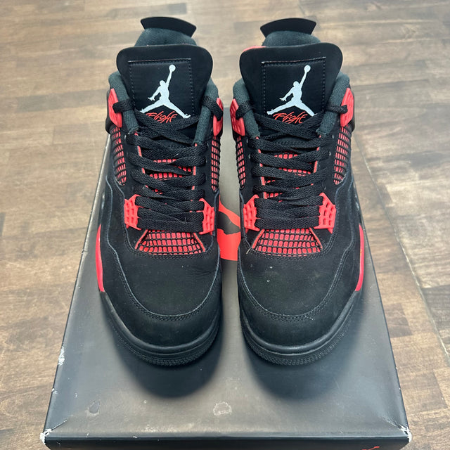 Red Thunder Jordan 4 (USED)