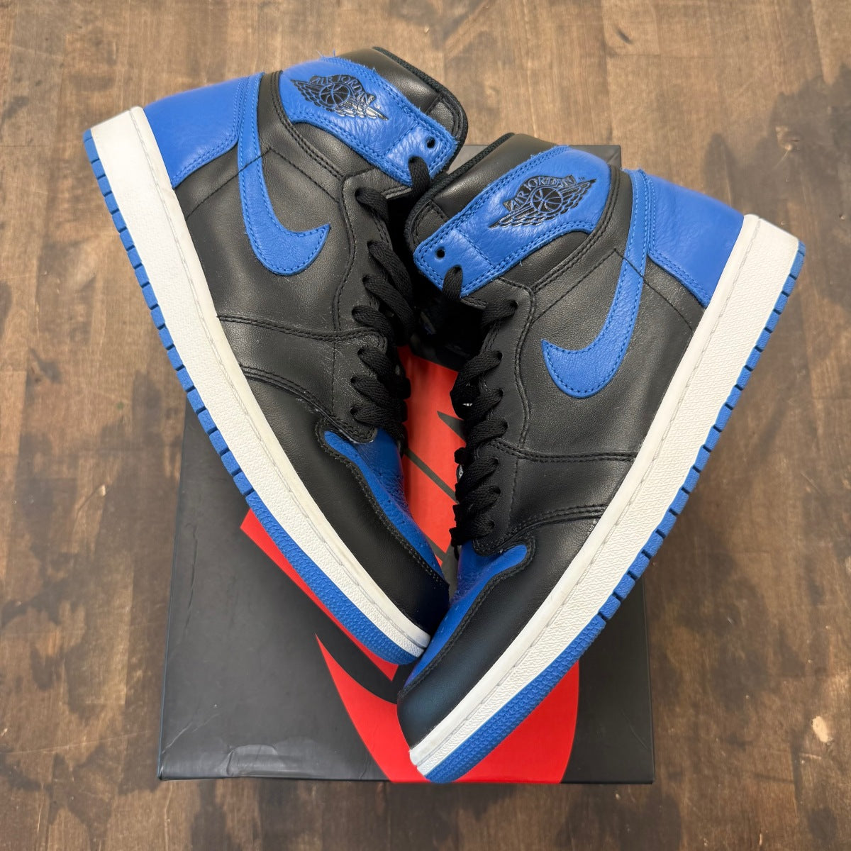 Jordan 1 Retro Royal (2017) - Image 1