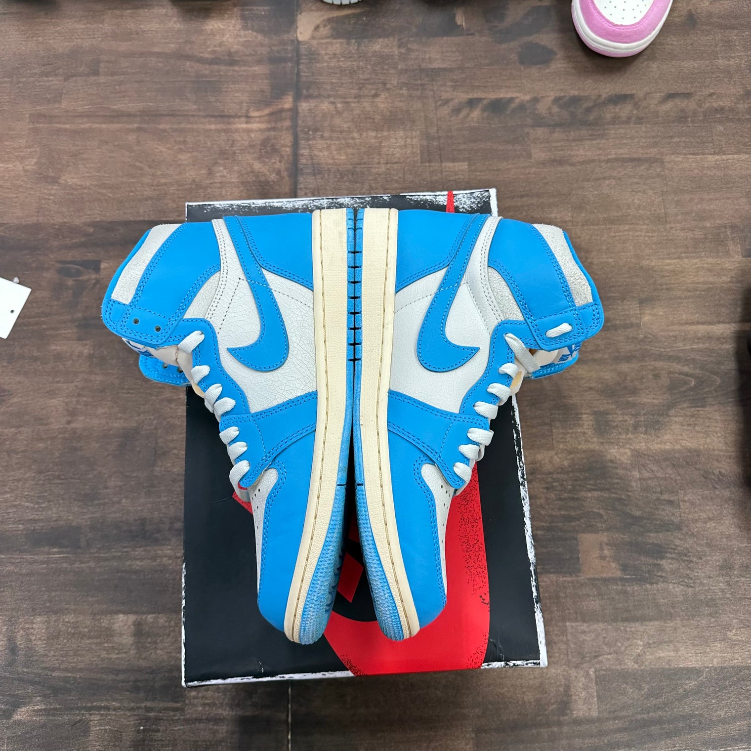 UNC Reimagined Jordan 1 High (USED)