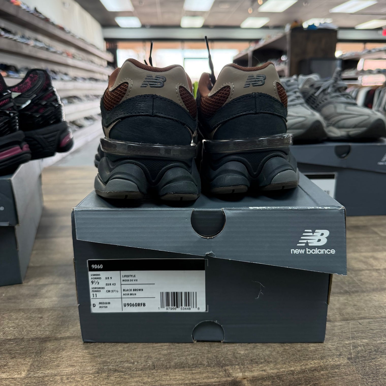 Phantom Rich Oak New Balance 9060 (USED)