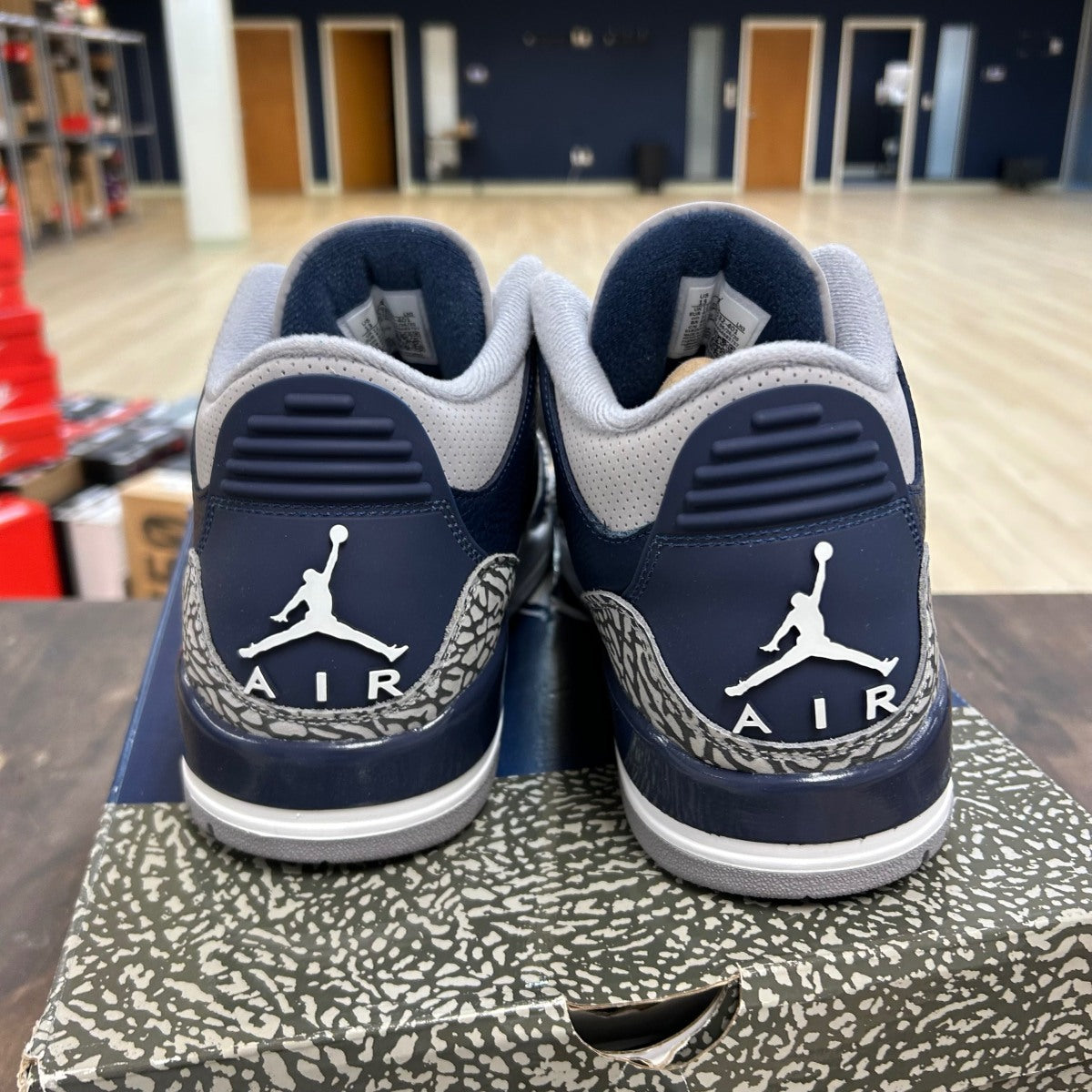 Jordan 3 Retro Georgetown (2021) - Image 4