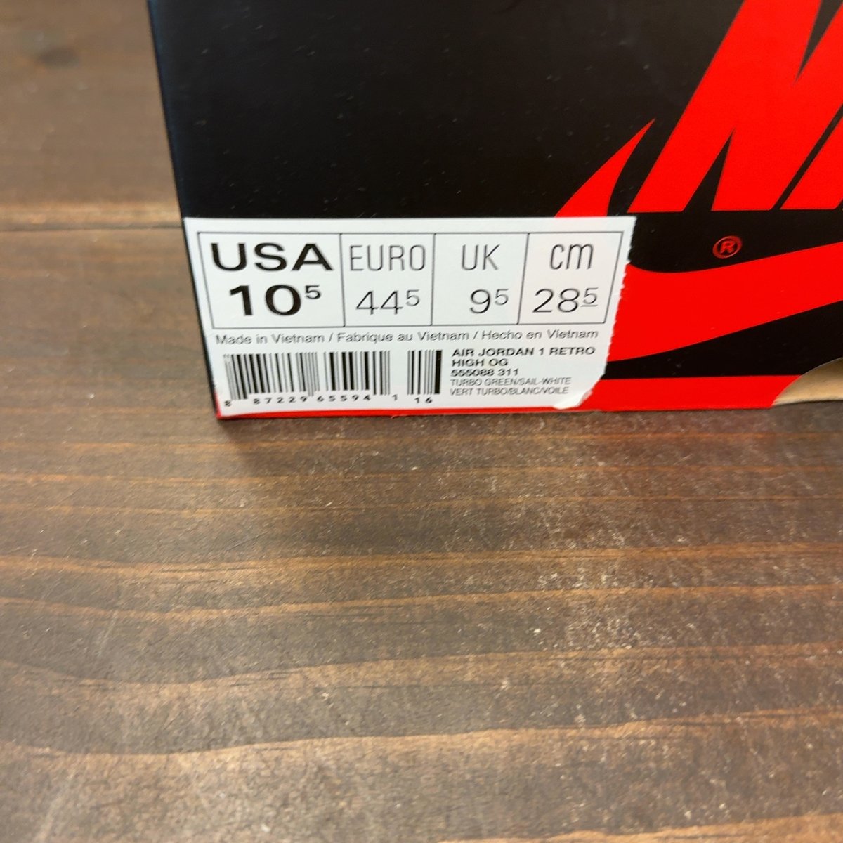 Jordan 1 Retro High Turbo Green Size 10.5 (Pre-Owned) - aux