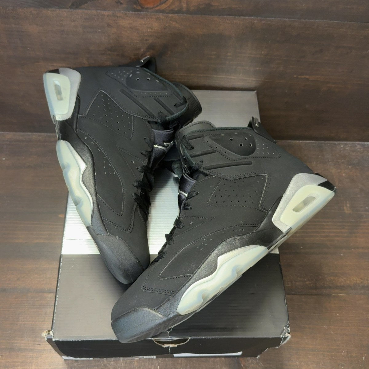 Jordan 6 Retro Chrome - Image 2