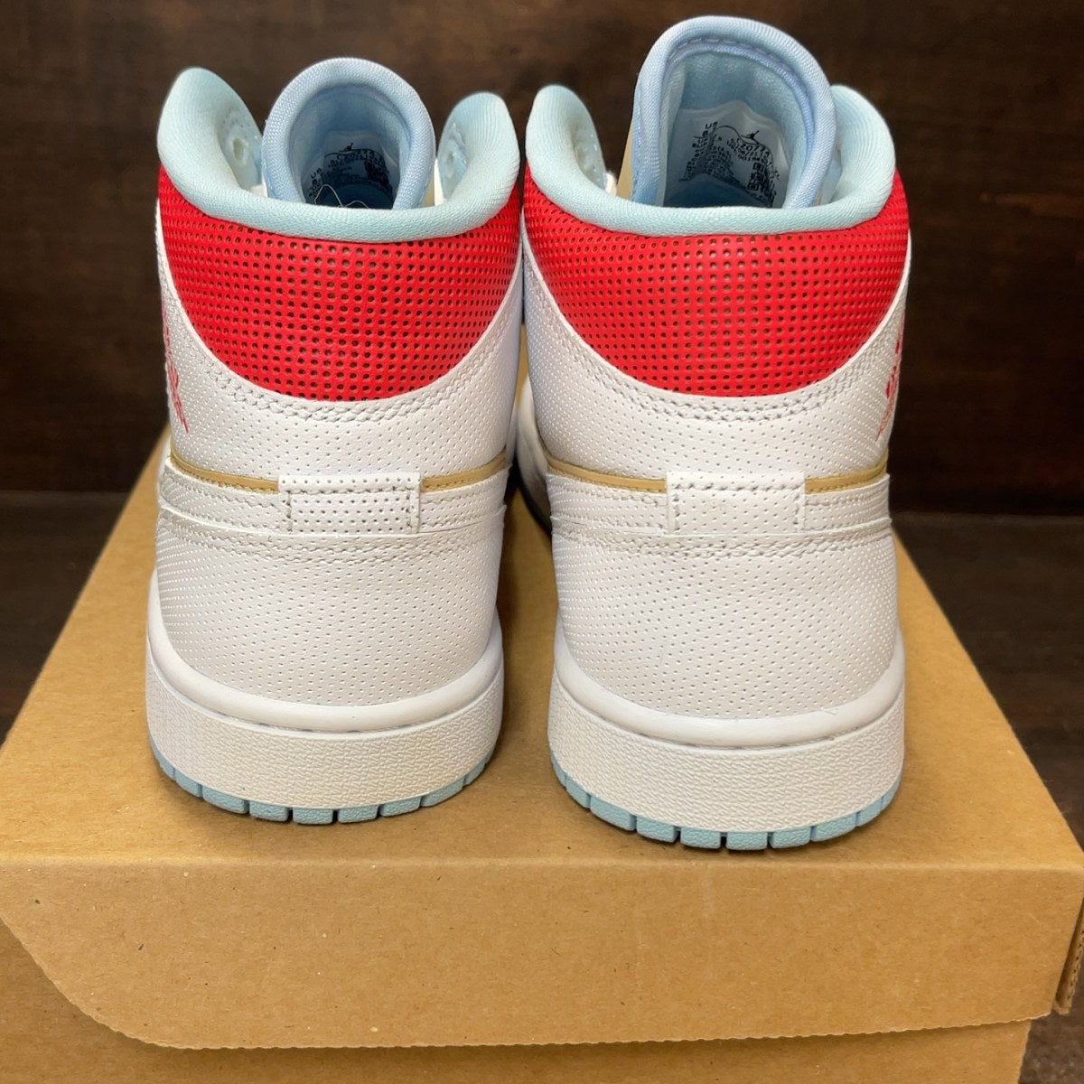 Jordan 1 Mid SE Sesame (Women's) Size 8.5W (Pre-Owned) - Image 5