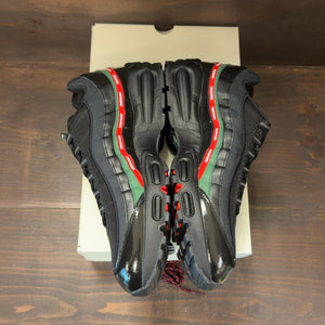 Nike Air Max 95 SP Undefeated Black Size 12 - aux