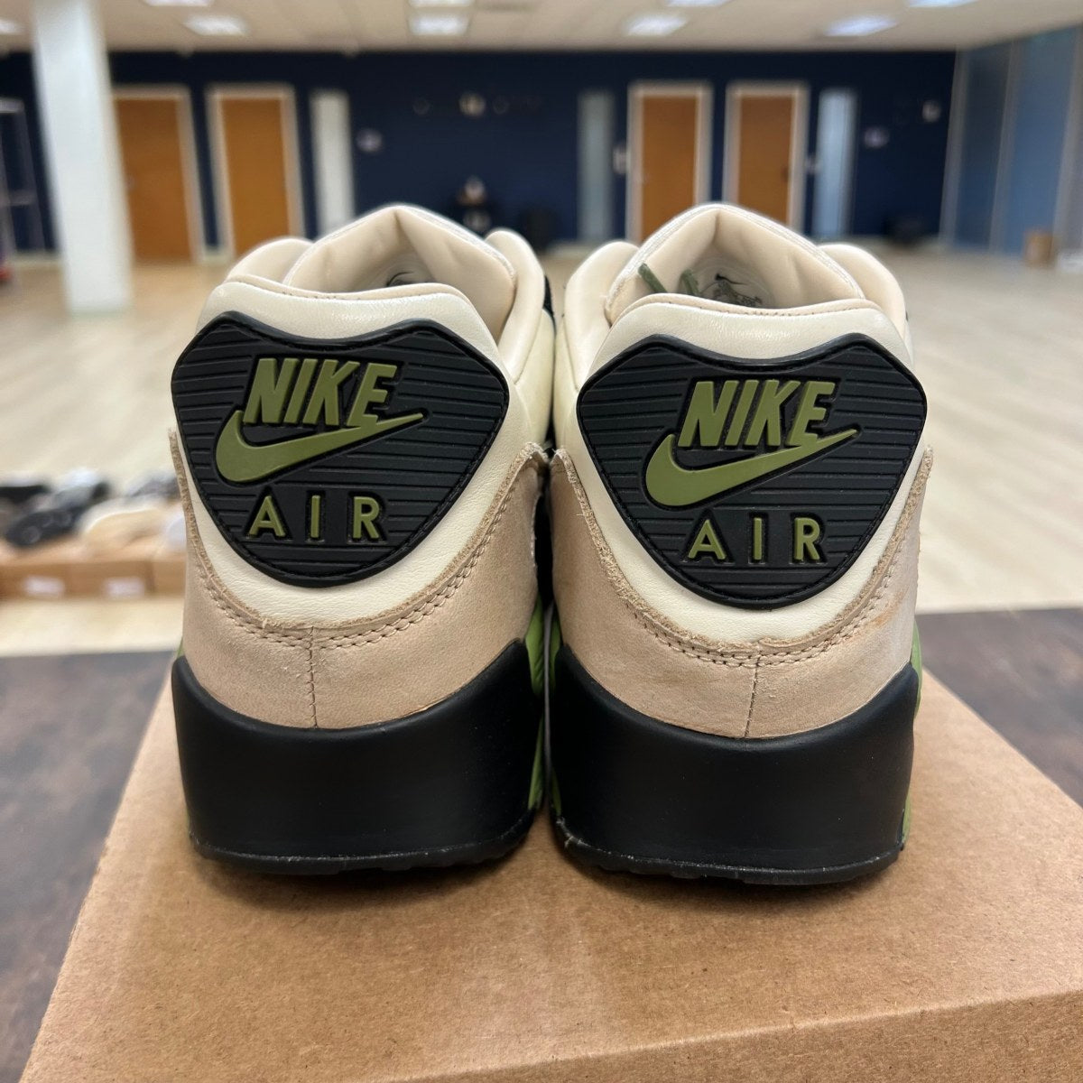 Nike Air Max 90 Lahar Escape Size 11 (Pre-Owned) - Image 4
