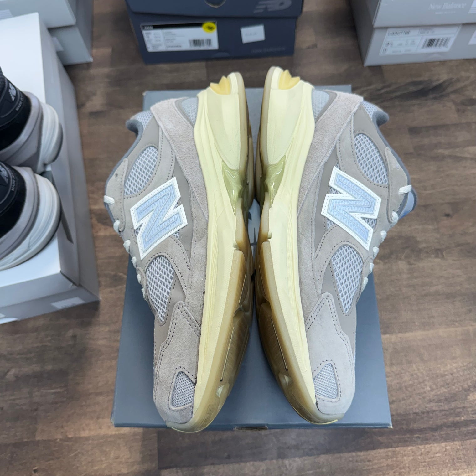 New Balance 2010 Grey Day (2025) (US 9.5) (USED)