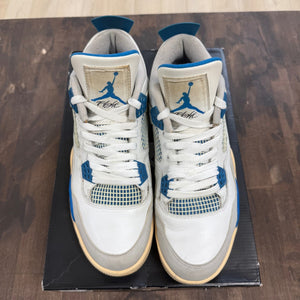 Jordan 4 Retro Military Blue (2012) Size 9 (Pre-Owned) - Image 2
