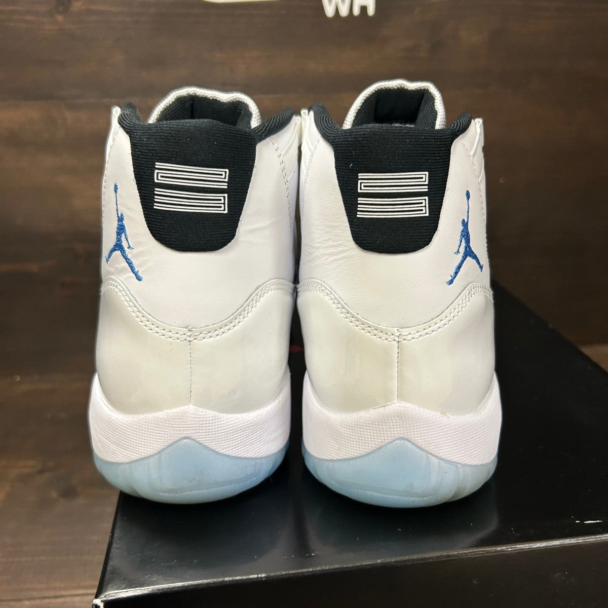 Jordan 11 Retro Legend Blue (2024) - Image 5